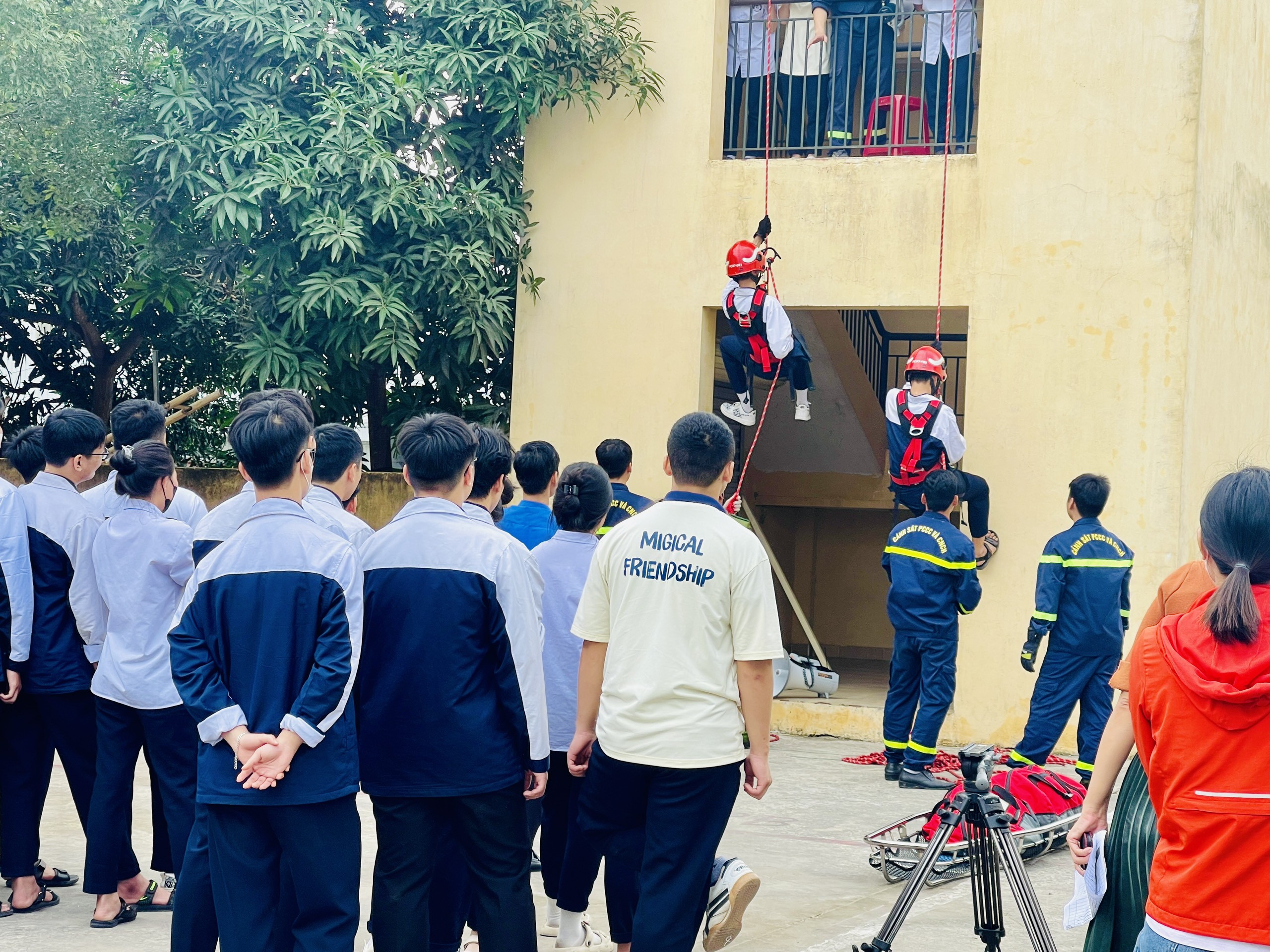 Hoạt động trải nghiệm, thực hành về PCCC&CNCH cho Nhân dân, học sinh, người lao động